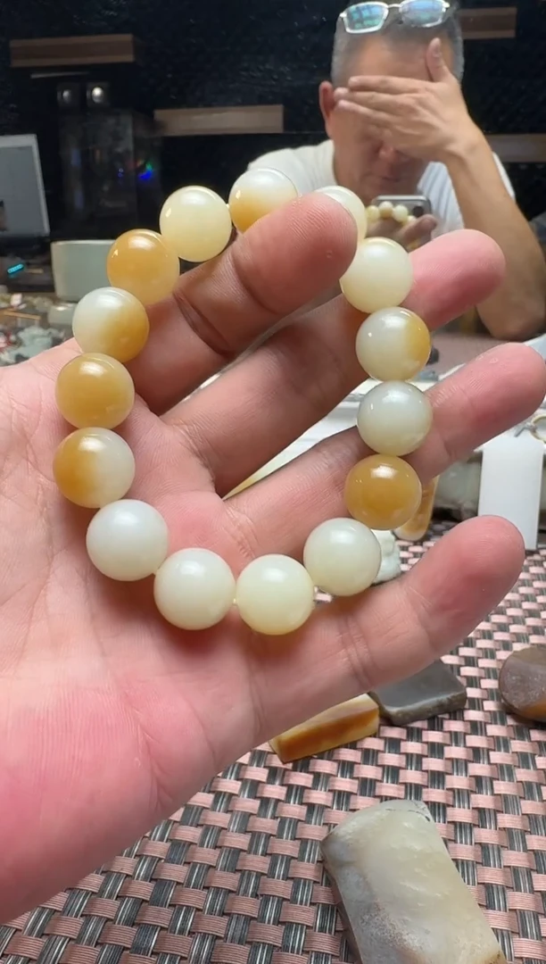 手串未镶嵌和田玉且末料金山糖白手串卡14