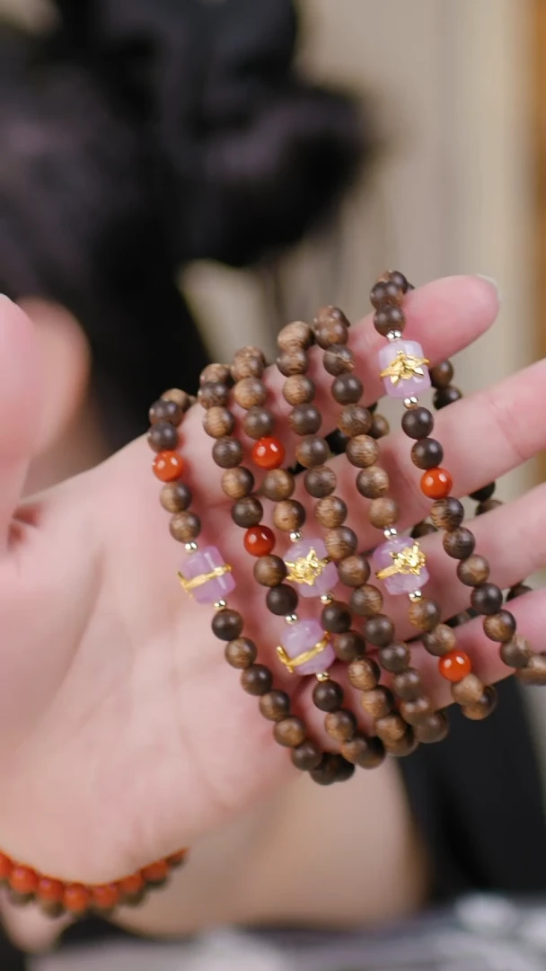 水晶手串未镶嵌（紫锂灰凤九+全沉白奇楠0.6）