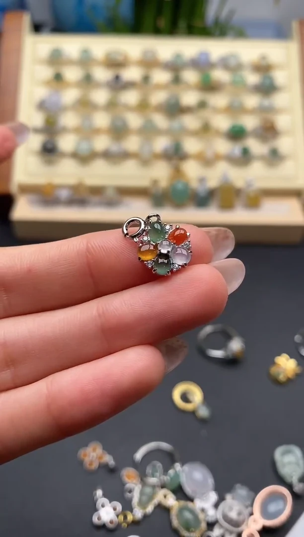 翡翠戒指银S925镶嵌55555555+6