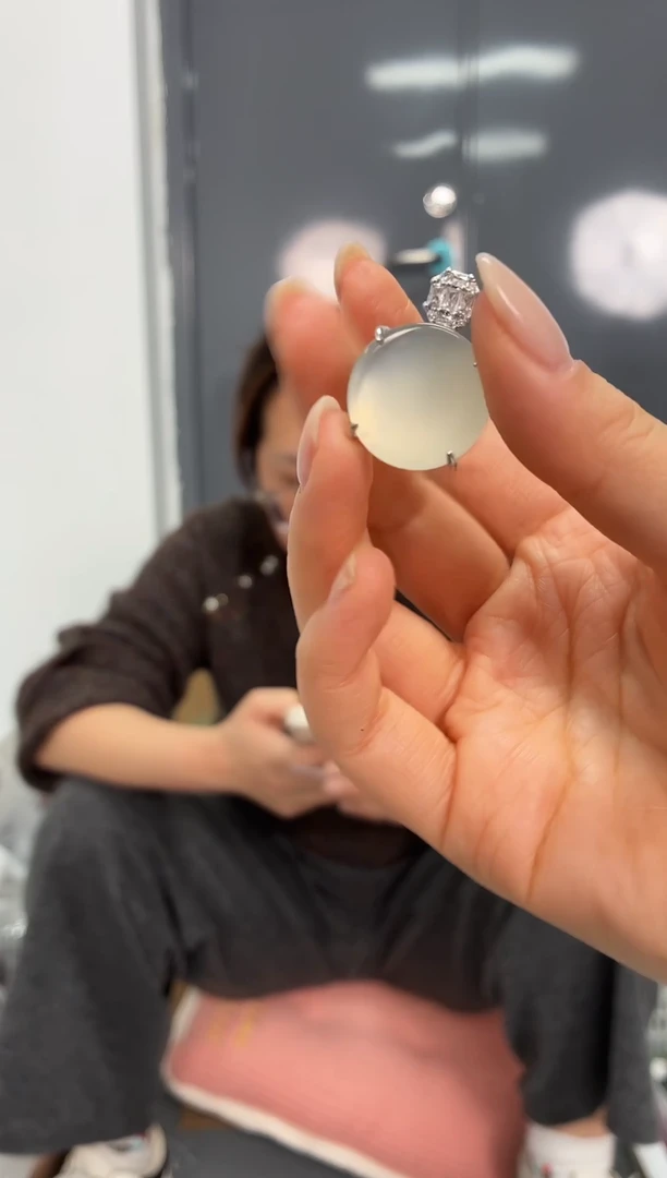 【慧慧甄选】高端轻奢手链多样性发货4729