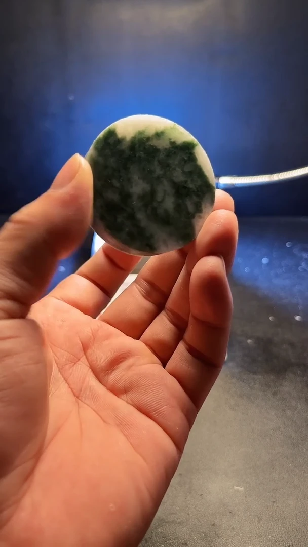 裸石翡翠云***动天然翡翠