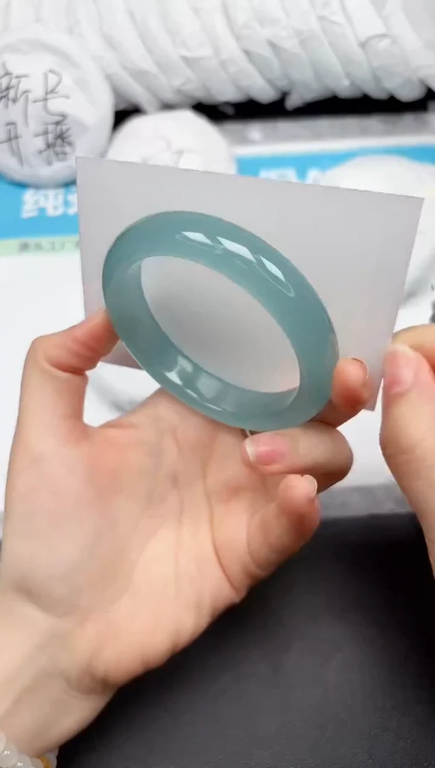未镶嵌手镯石英质玉218-5758