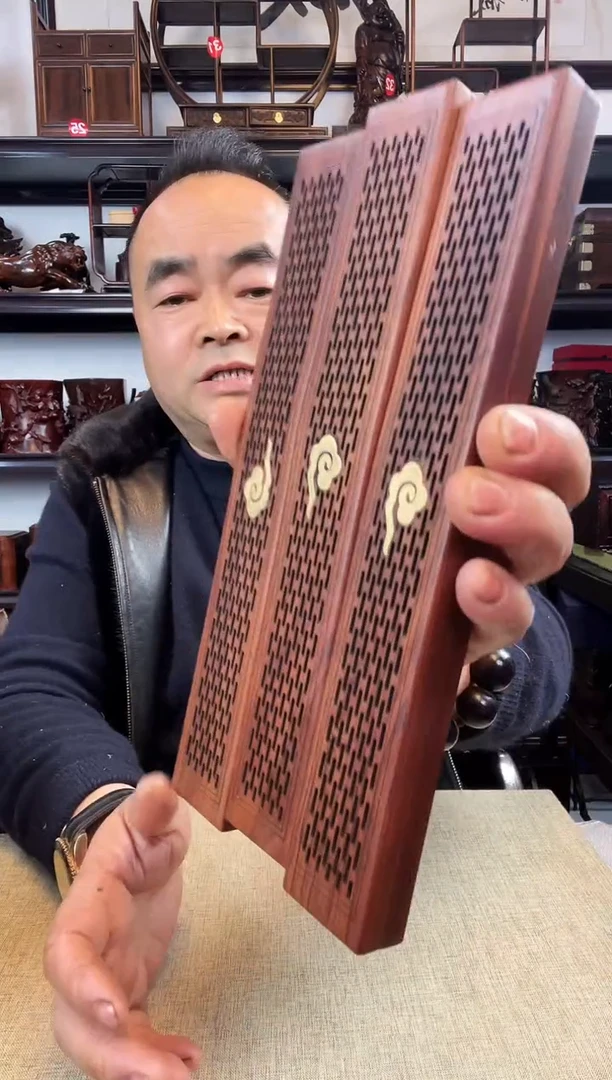 木老李红木工艺品558瑕疵