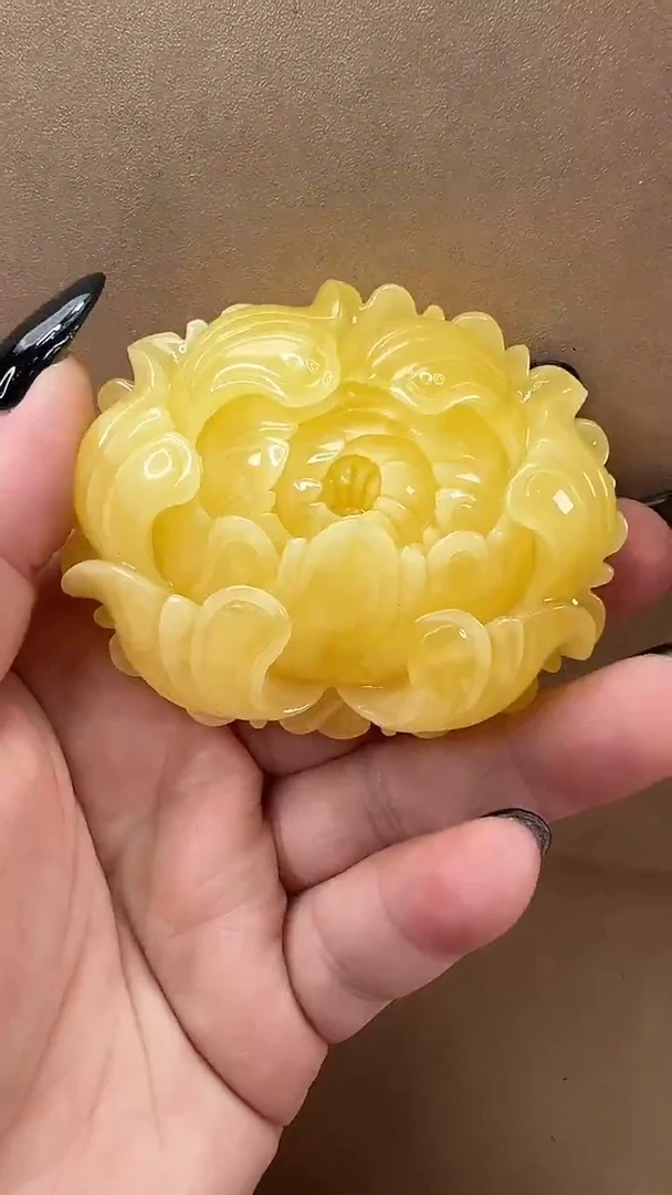 琥珀颈饰未镶嵌吊坠