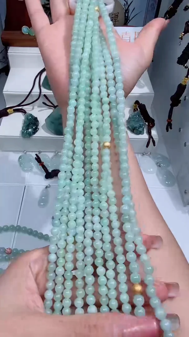 翡翠未镶嵌颈饰珠链