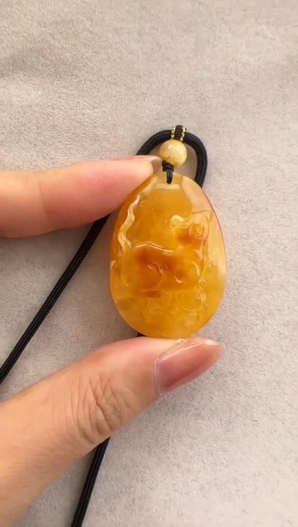 【闪购商品】琥珀裸石未镶嵌10211113-吊坠