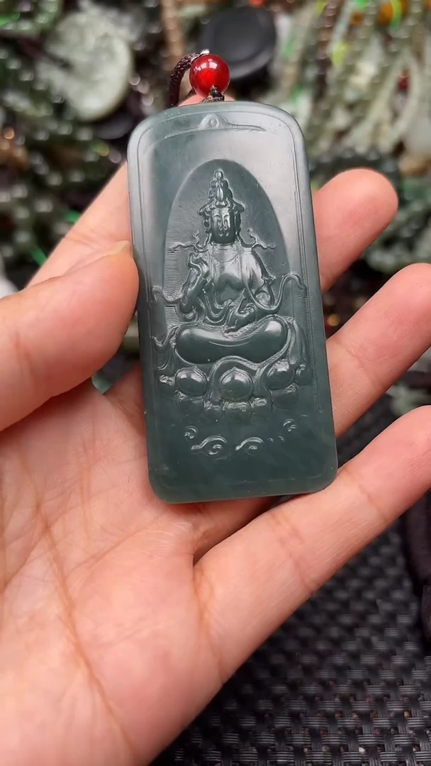 和田玉未镶嵌颈饰1