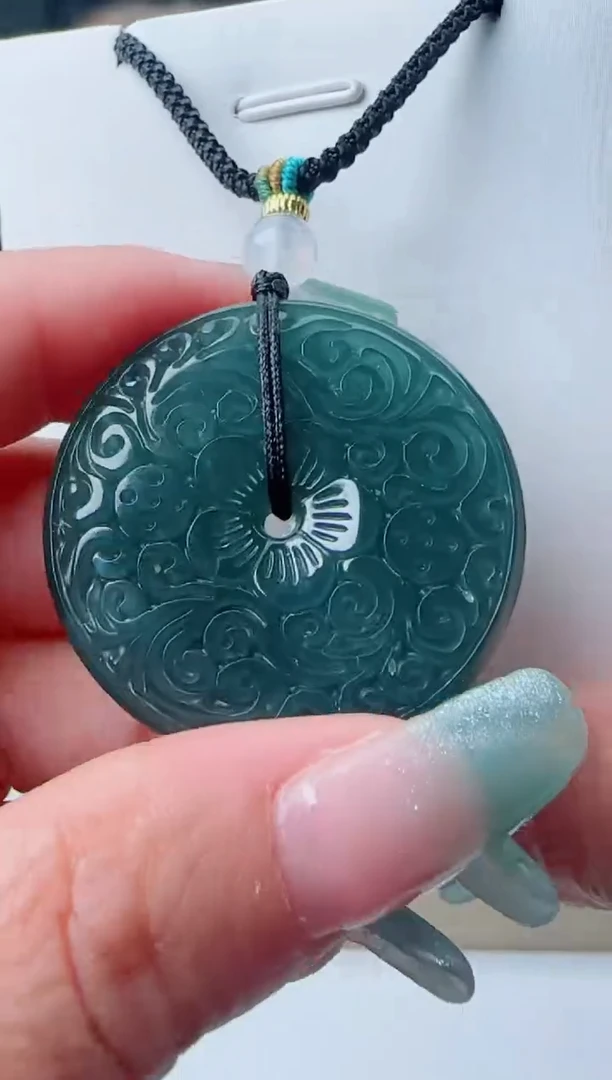 【闪购商品】翡翠颈饰未镶嵌多样性随机一件发货