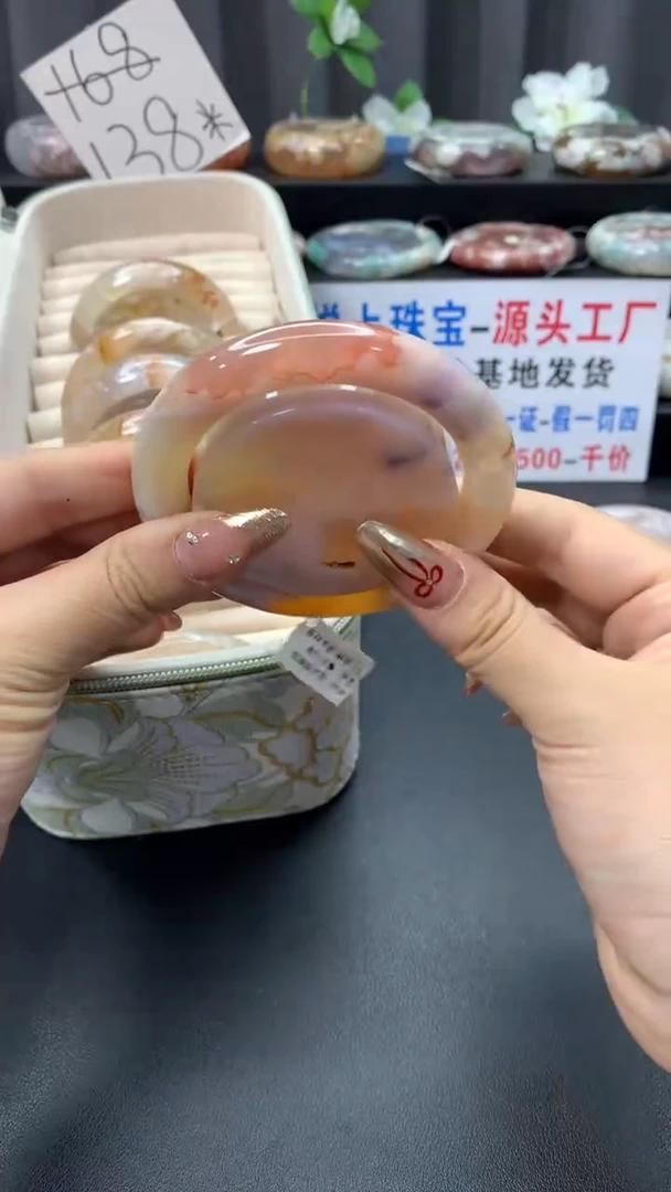 未镶嵌手镯石英质玉（56-57圈口）赠送镯心