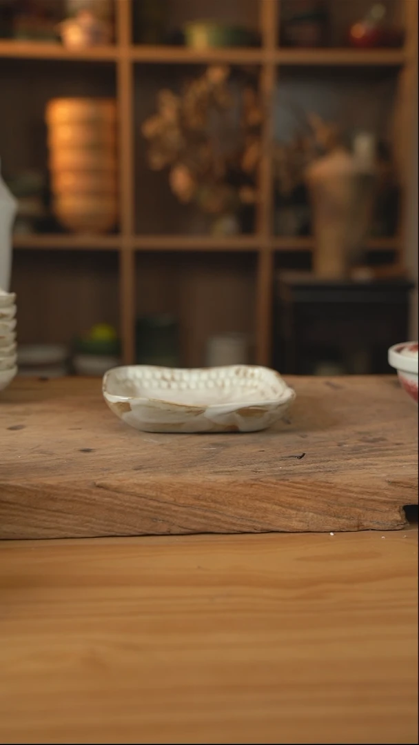 粉影系列的6英寸四方碟