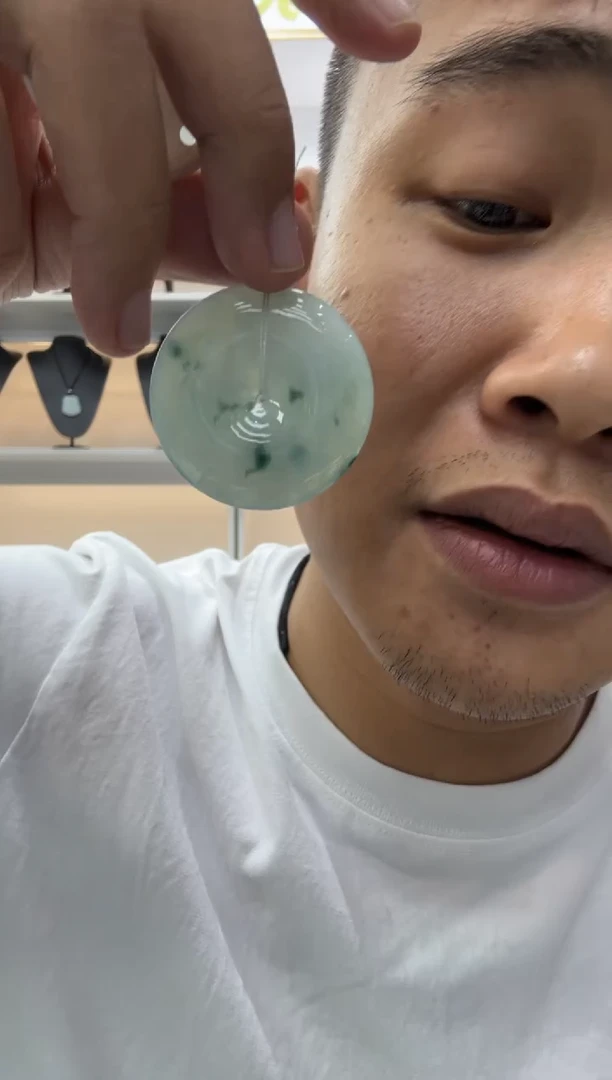 颈饰未镶嵌翡翠天然翡翠A货孤品一件