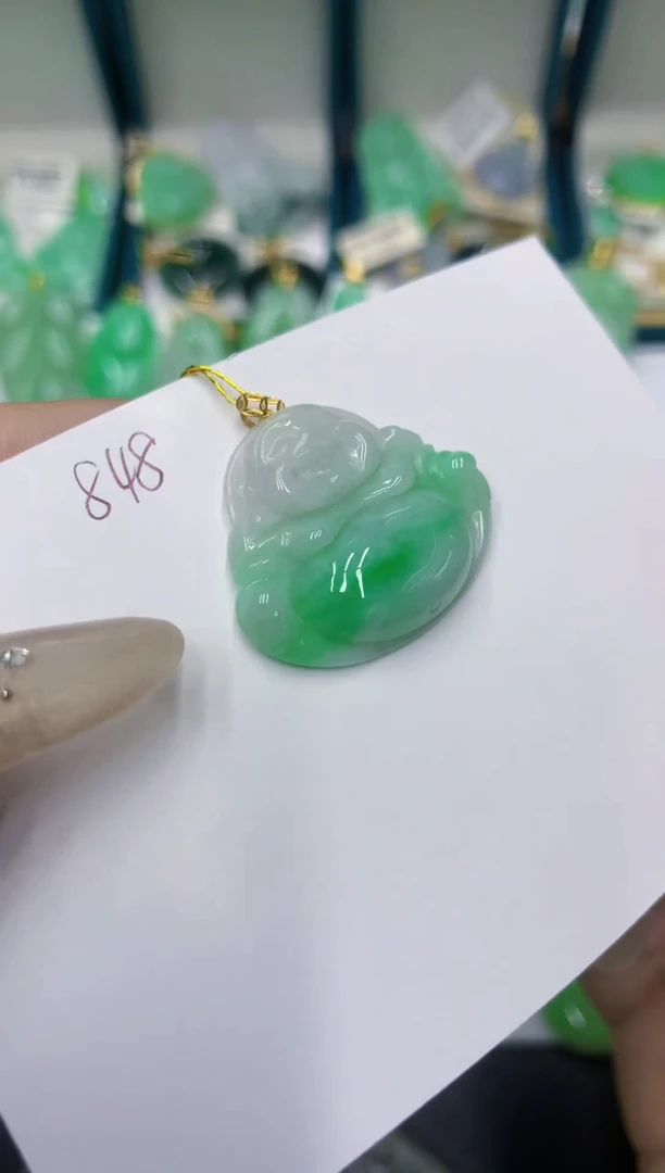 颈饰18K金镶嵌翡翠111111