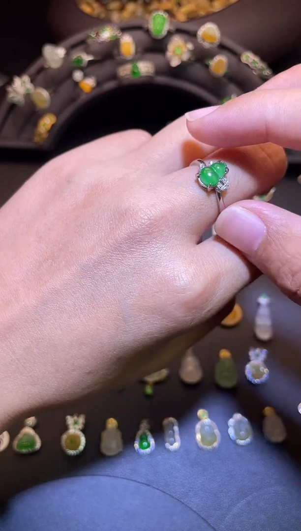 吊坠(不含链)银S925镶嵌翡翠1