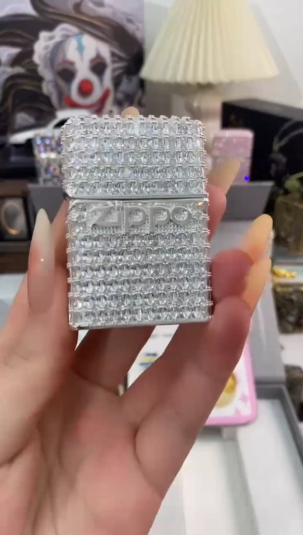 铜满钻星辰打火机