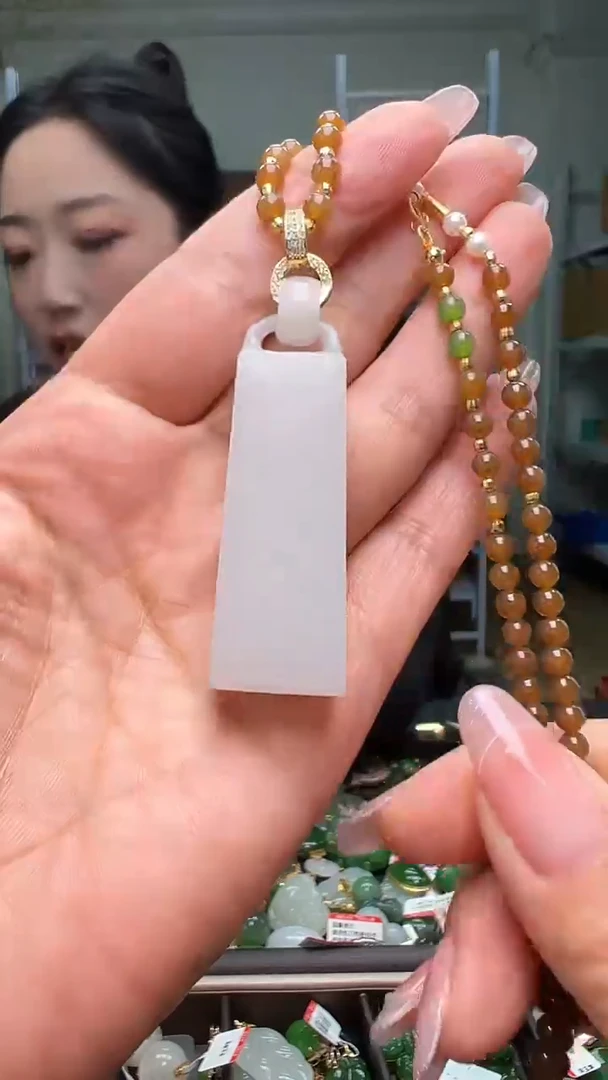 颈饰未镶嵌和田玉（多样性发货.发其一)12.03.101