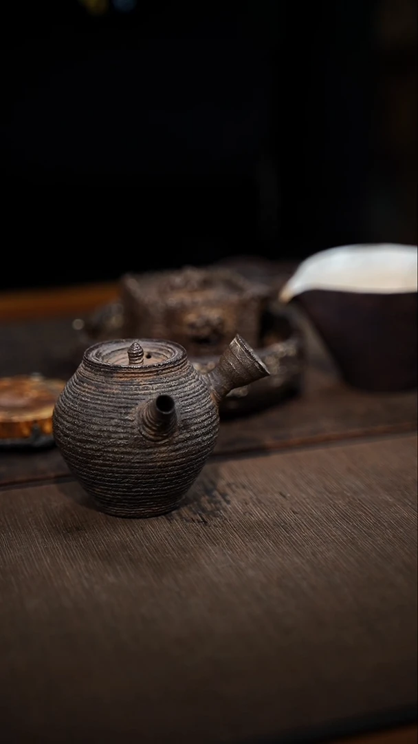 全手工制作  南蛮侧把壶