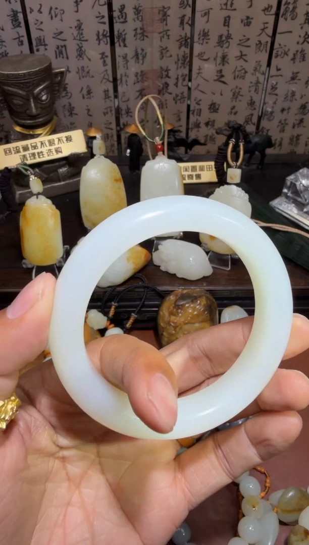 未镶嵌和田玉（子料）挂件1