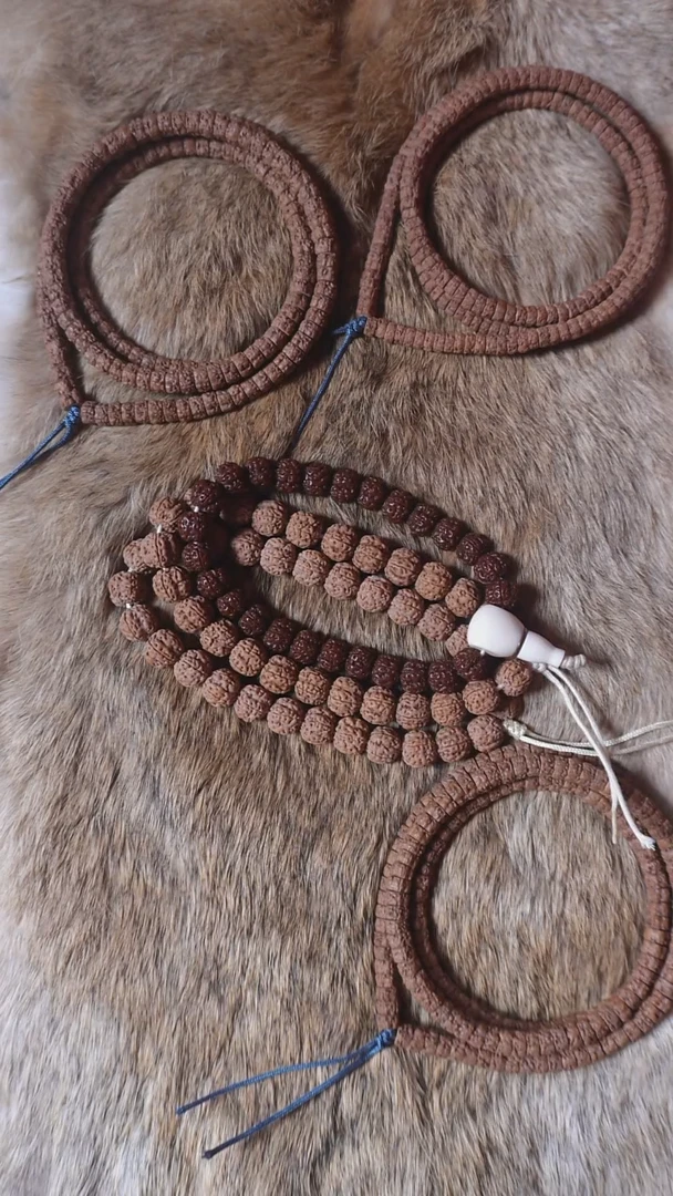 吊坠金刚菩提老树梅花手持11mm