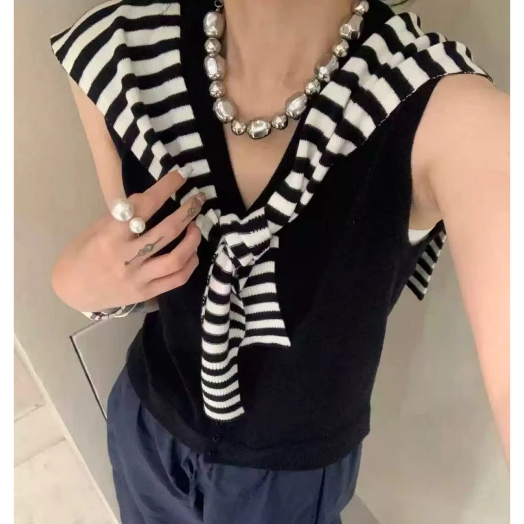 修身显瘦条纹披肩两件套 新款无袖马甲针织上衣女v领背心