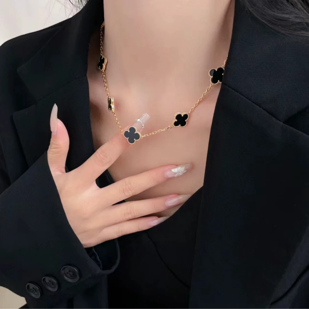 【MK2】男女款《四叶草10花围巾》气质百搭简约轻奢时尚