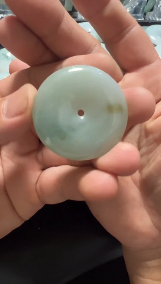 翡翠未镶嵌颈饰翡翠平安扣