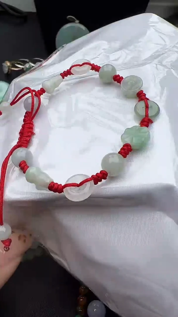 未镶嵌手绳翡翠大人款八宝串