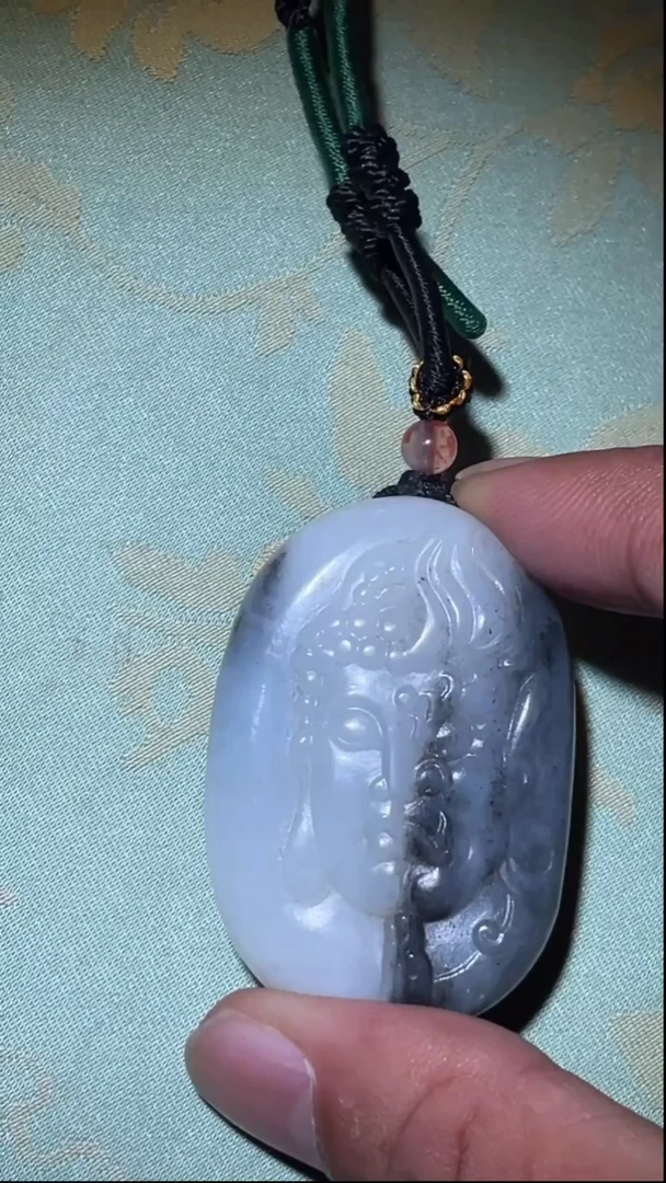 定制和田玉一念之间