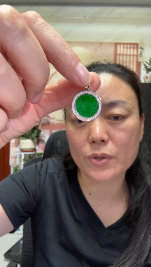 颈饰银S925镶嵌翡翠00008229