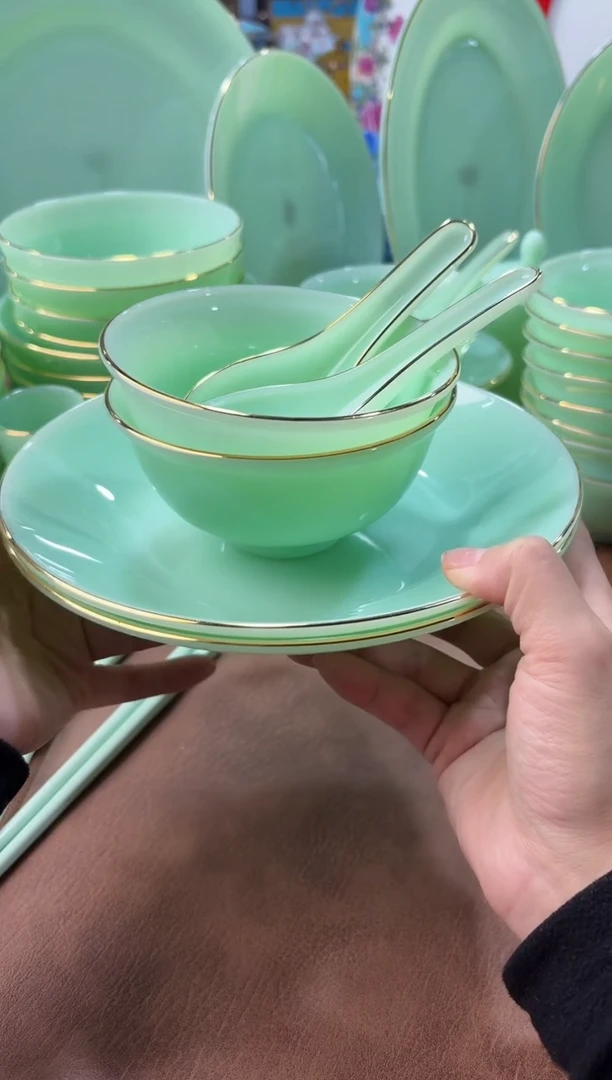 玉瓷三件套盘碗勺2套