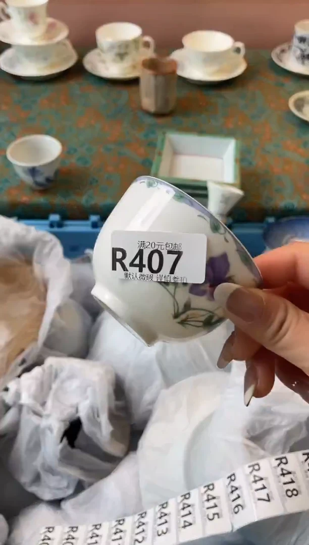 瓷片哎*呀瓷器瓷器R407