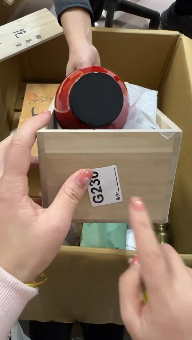 M****y230