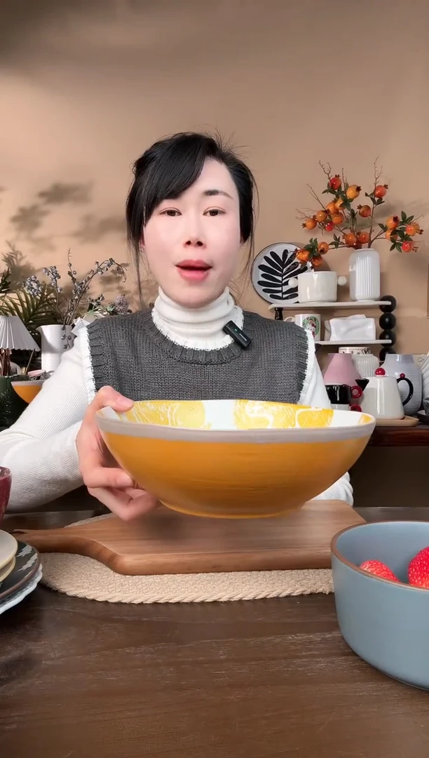 【闪购商品】瓷片9.5英寸异形粗陶手绘汤碗微瑕