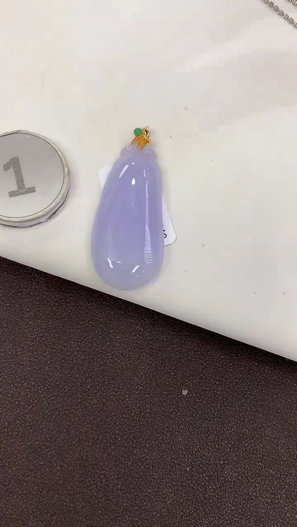 颈饰18K金镶嵌翡翠天然缅甸a货翡翠