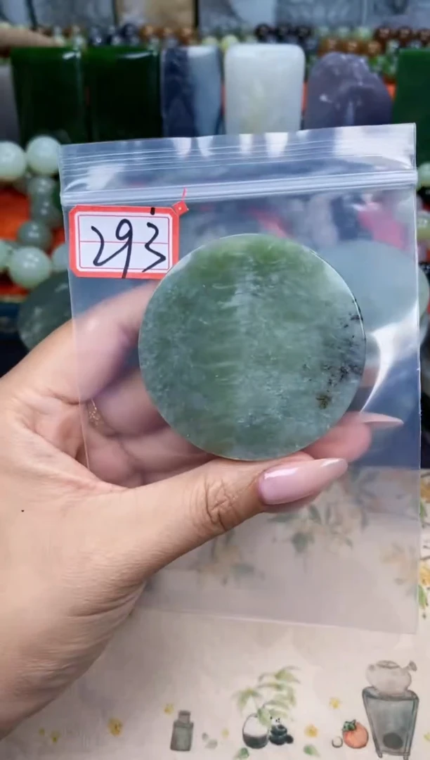 和田玉未镶嵌颈饰和田玉