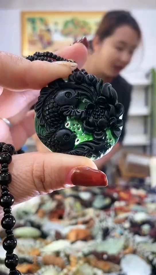 未镶嵌岫玉挂件