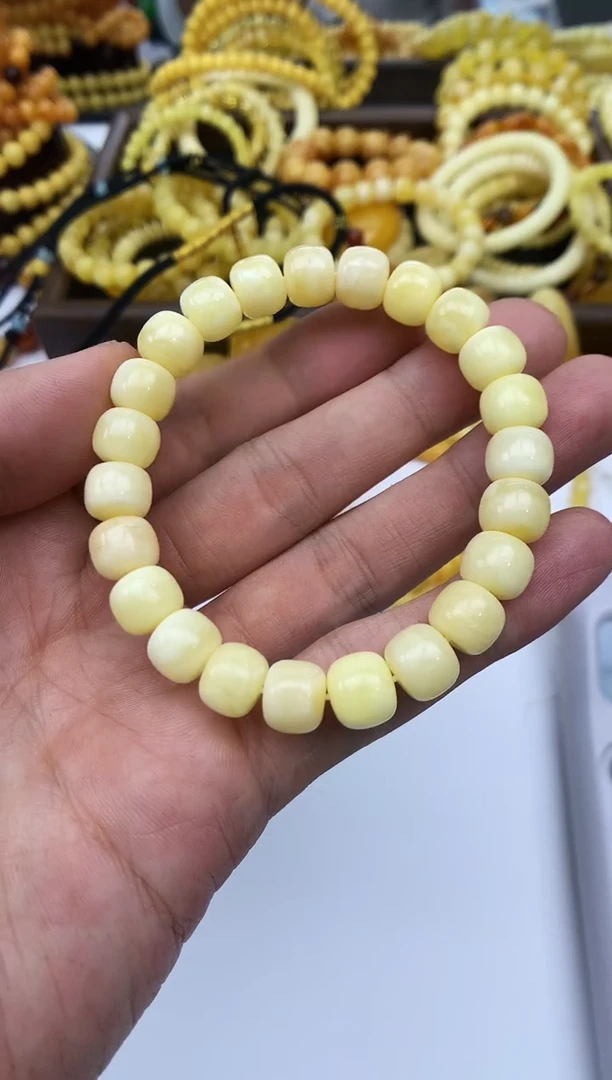 裸石琥珀未镶嵌手串