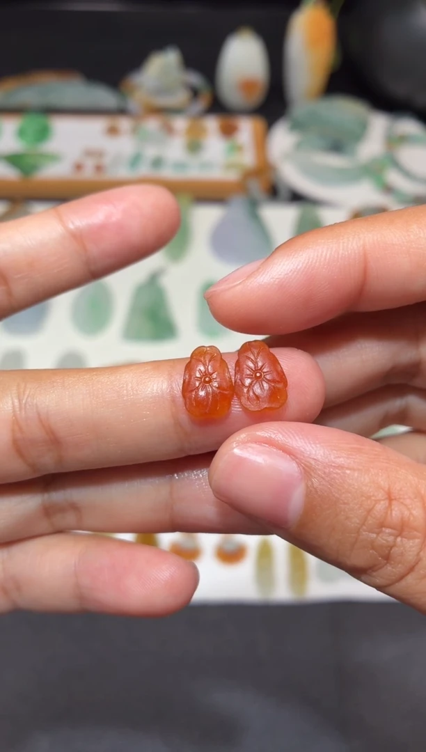 未镶嵌定制翡翠阳****瑰荷叶