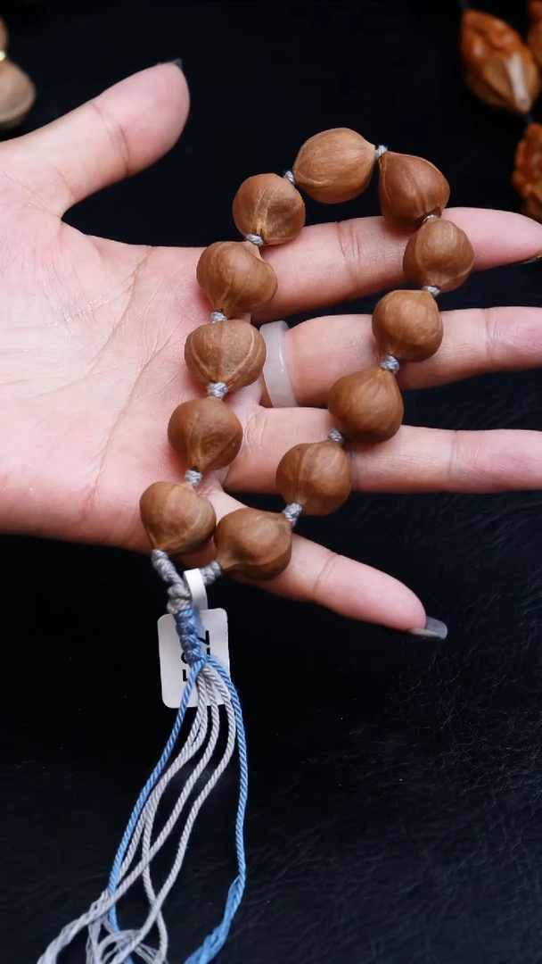 橄榄核吊坠17短圆原皮素串