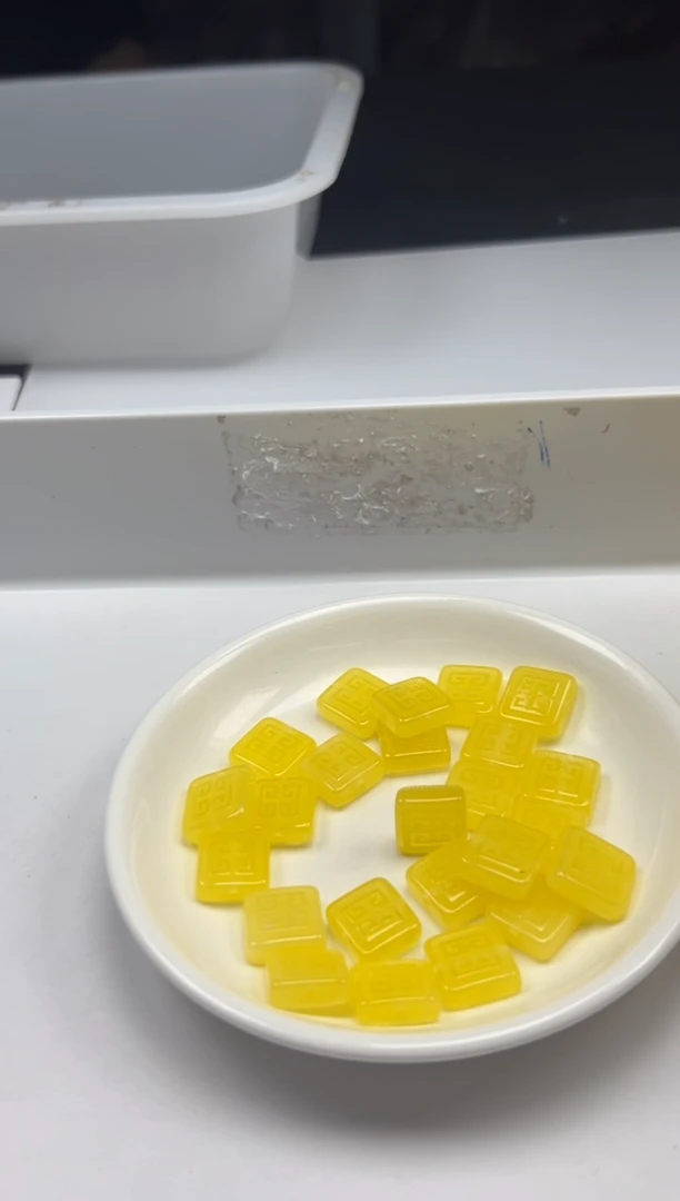 未镶嵌颈饰蜜蜡w514蜜蜡方牌*3个