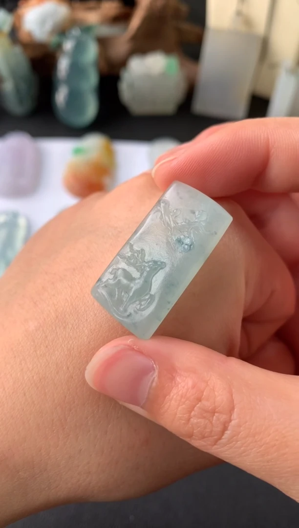 【闪购商品】定制翡翠未镶嵌翡翠