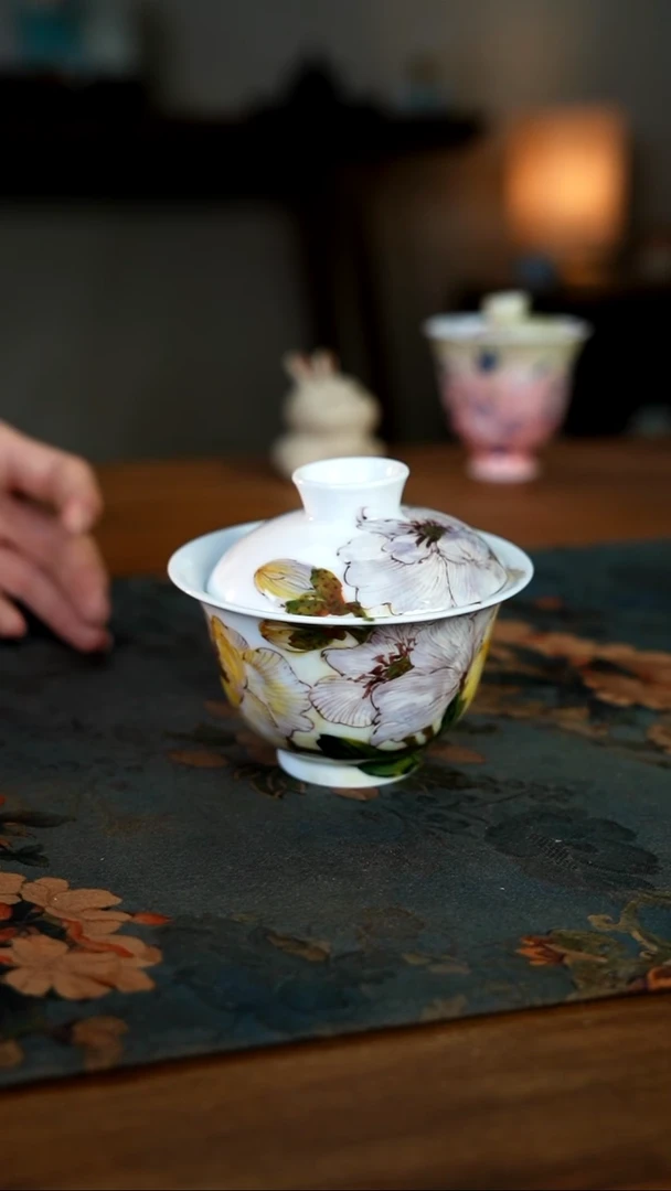 陶瓷一一二八-二三七