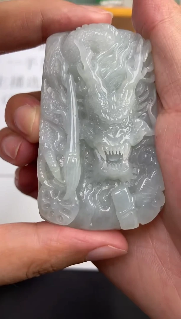 未镶嵌挂件翡翠373934   多人