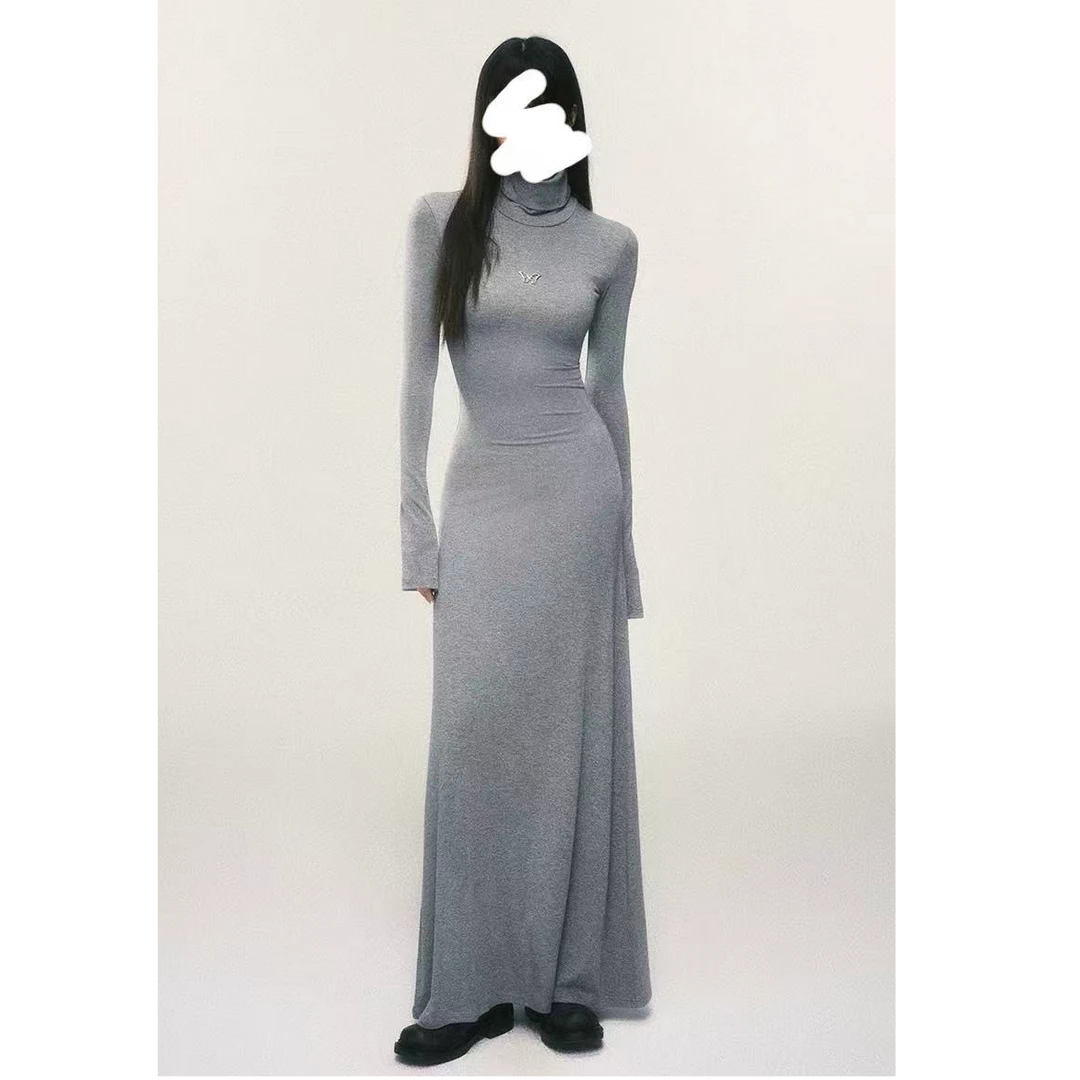 2025年秋冬季新款纯欲性感长袖修身显瘦半高领包臀打底连衣裙