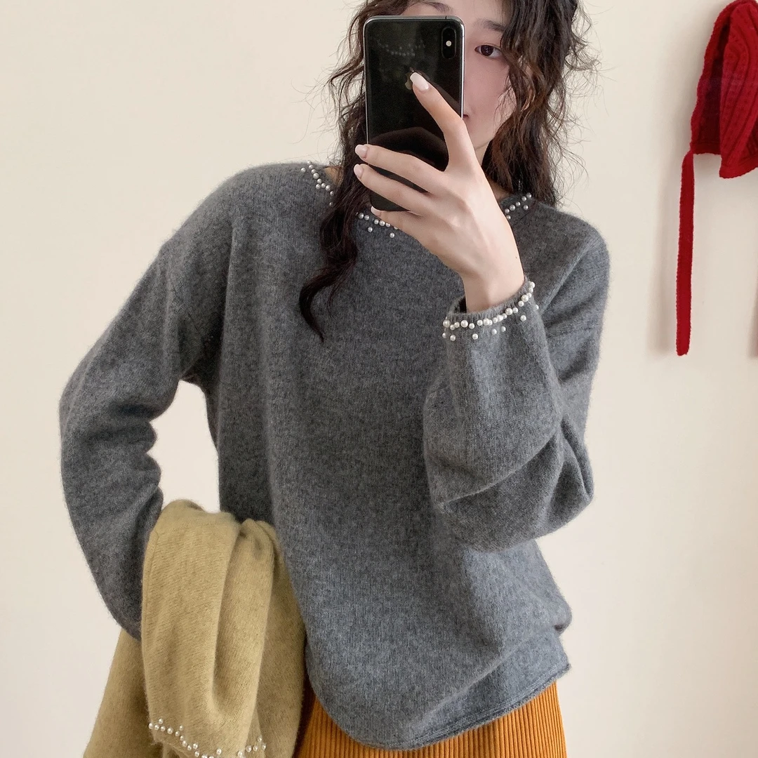 韩系温柔风时尚重工钉珠针织衫女秋冬新款宽松显瘦套头纯色毛衣女