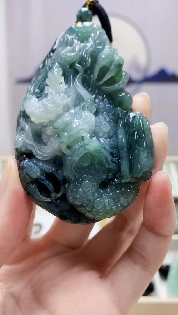 定制翡翠未镶嵌5060zm-毛货挂件82龙牌