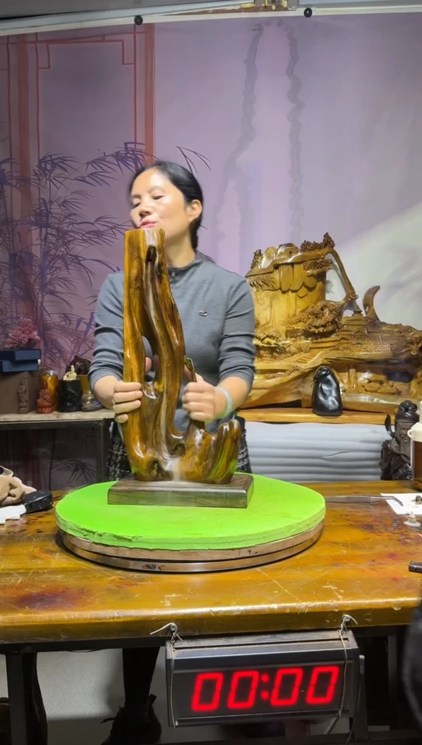 金丝楠阳****轩金丝楠木枯木摆件