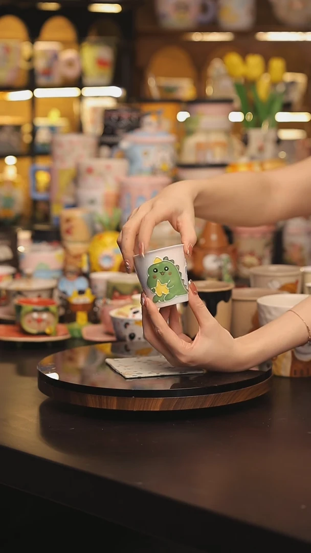 景德镇釉下彩绘设计师款式陶瓷