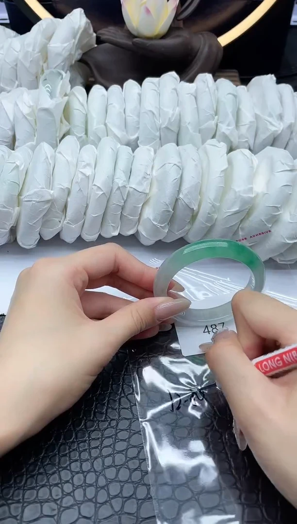 未镶嵌手镯翡翠翡翠一物一图487