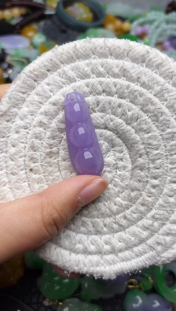 颈饰未镶嵌翡翠缅甸翡翠吊坠
