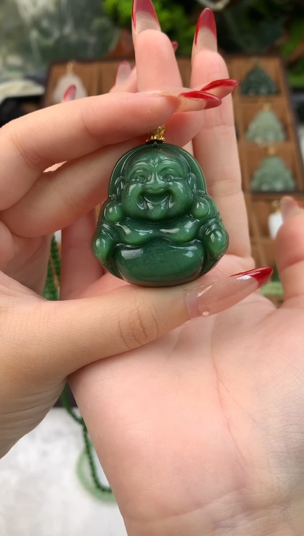 颈饰未镶嵌和田玉苹****5吊坠